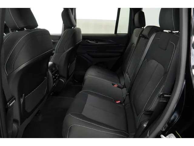 Nuevos JEEP GRAND CHEROKEE à Estados chez autogozo