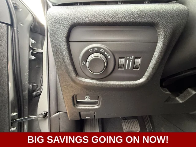 Nuevos JEEP GRAND CHEROKEE à Estados chez autogozo