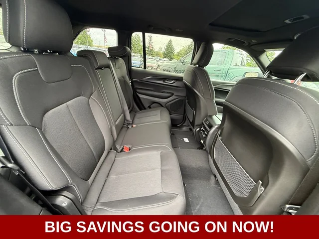 Nuevos JEEP GRAND CHEROKEE à Estados chez autogozo