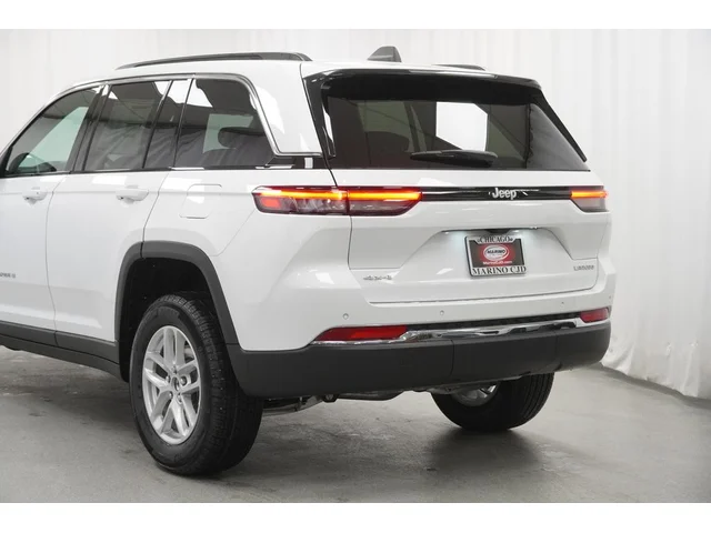 Nuevos JEEP GRAND CHEROKEE à Estados chez autogozo