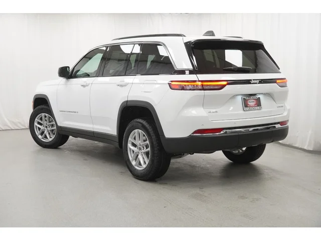 Nuevos JEEP GRAND CHEROKEE à Estados chez autogozo