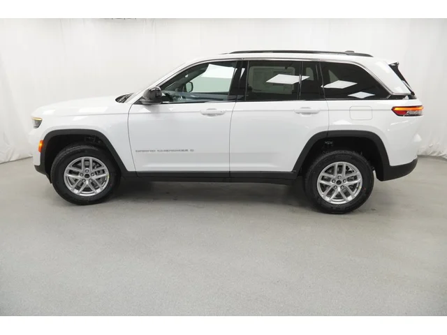Nuevos JEEP GRAND CHEROKEE à Estados chez autogozo