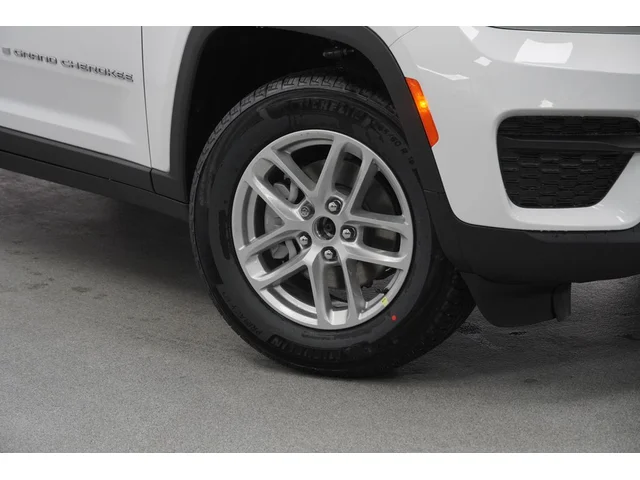 Nuevos JEEP GRAND CHEROKEE à Estados chez autogozo