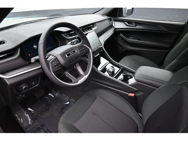 Nuevos JEEP GRAND CHEROKEE à Estados chez autogozo