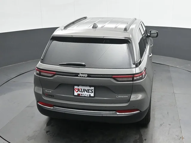 Nuevos JEEP GRAND CHEROKEE à Estados chez autogozo