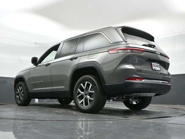 Nuevos JEEP GRAND CHEROKEE à Estados chez autogozo