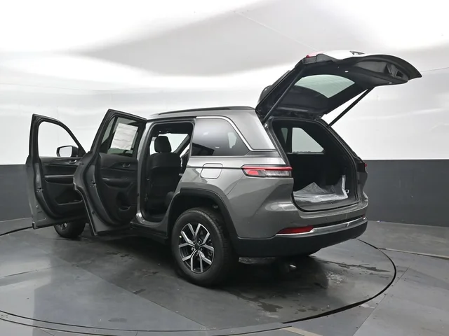 Nuevos JEEP GRAND CHEROKEE à Estados chez autogozo