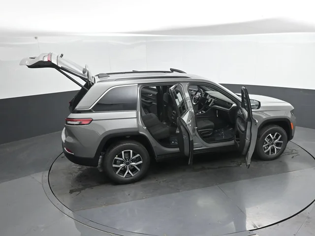 Nuevos JEEP GRAND CHEROKEE à Estados chez autogozo