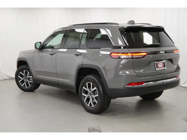 Nuevos JEEP GRAND CHEROKEE à Estados chez autogozo
