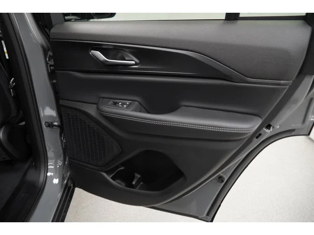 Nuevos JEEP GRAND CHEROKEE à Estados chez autogozo