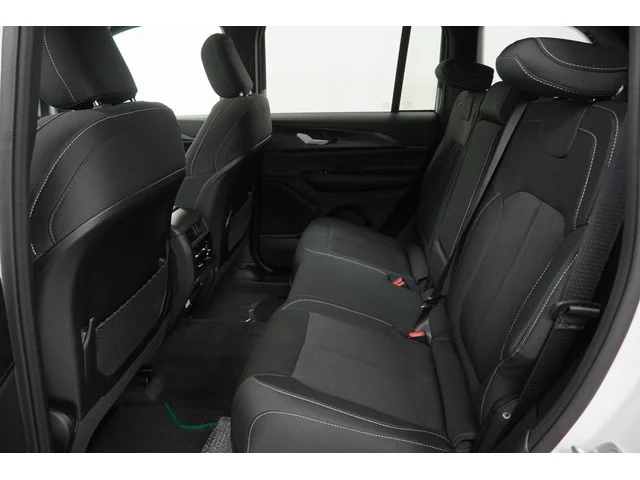 Nuevos JEEP GRAND CHEROKEE à Estados chez autogozo