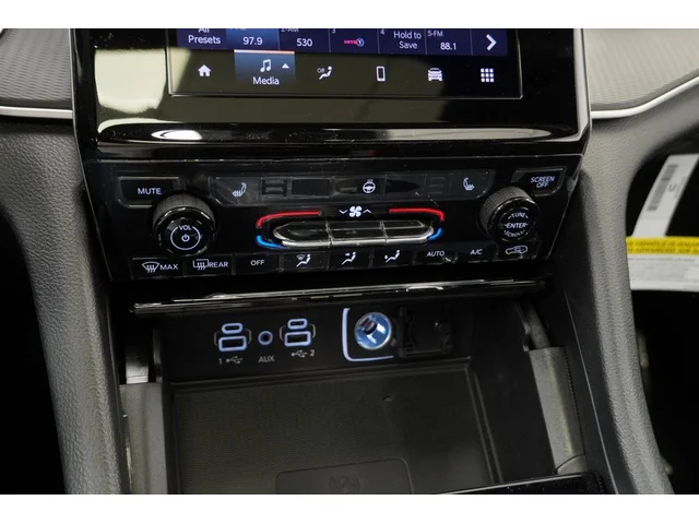 Nuevos JEEP GRAND CHEROKEE à Estados chez autogozo