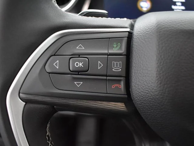 Nuevos JEEP GRAND CHEROKEE à Estados chez autogozo