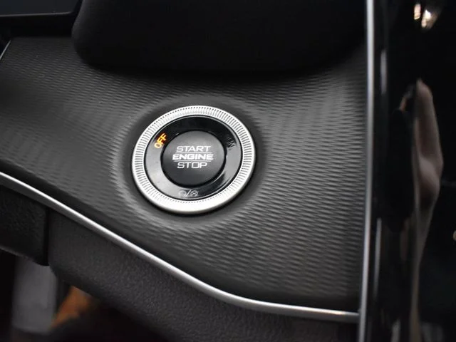 Nuevos JEEP GRAND CHEROKEE à Estados chez autogozo