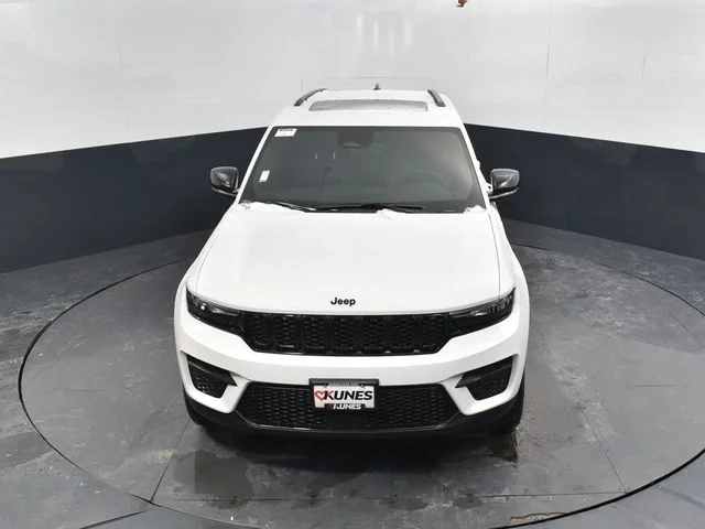 Nuevos JEEP GRAND CHEROKEE à Estados chez autogozo