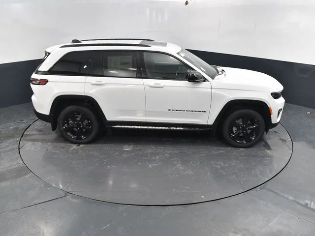Nuevos JEEP GRAND CHEROKEE à Estados chez autogozo