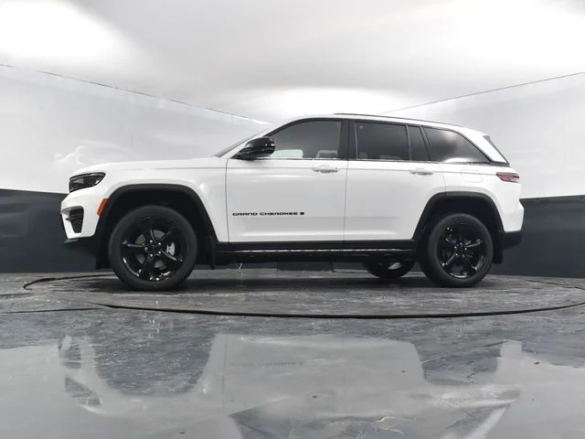 Nuevos JEEP GRAND CHEROKEE à Estados chez autogozo