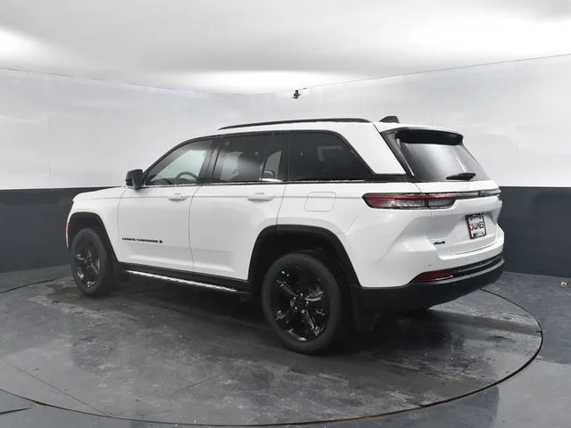 Nuevos JEEP GRAND CHEROKEE à Estados chez autogozo