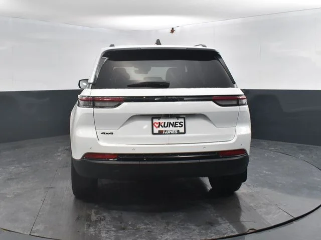 Nuevos JEEP GRAND CHEROKEE à Estados chez autogozo
