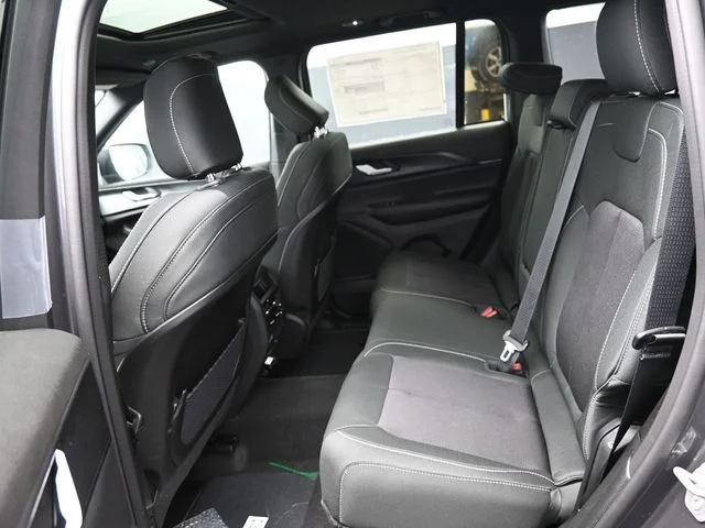 Nuevos JEEP GRAND CHEROKEE à Estados chez autogozo