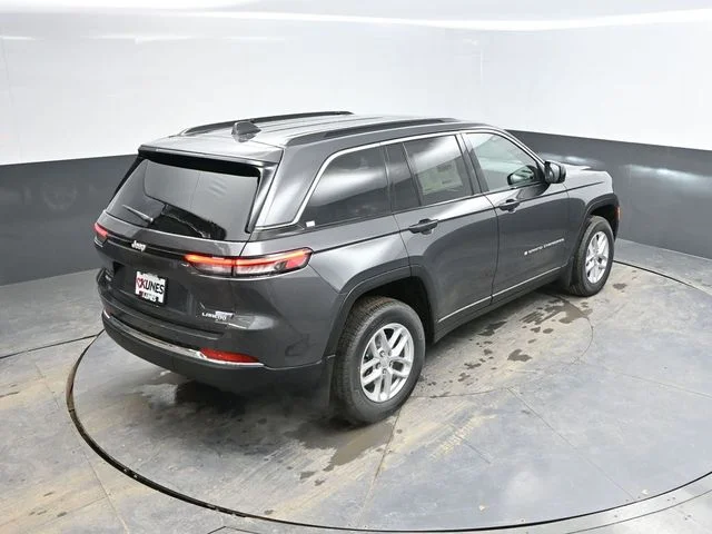 Nuevos JEEP GRAND CHEROKEE à Estados chez autogozo