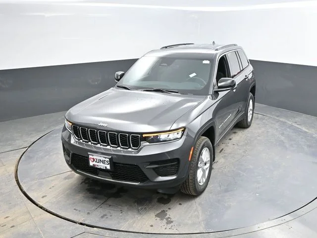 Nuevos JEEP GRAND CHEROKEE à Estados chez autogozo