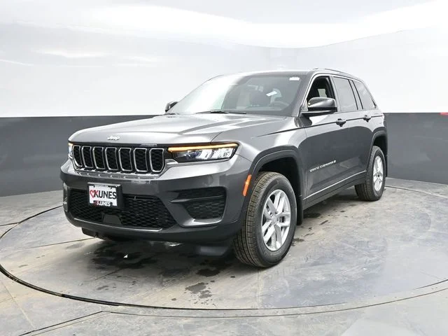 Nuevos JEEP GRAND CHEROKEE à Estados chez autogozo