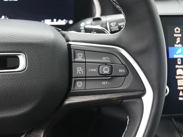 Nuevos JEEP GRAND CHEROKEE à Estados chez autogozo