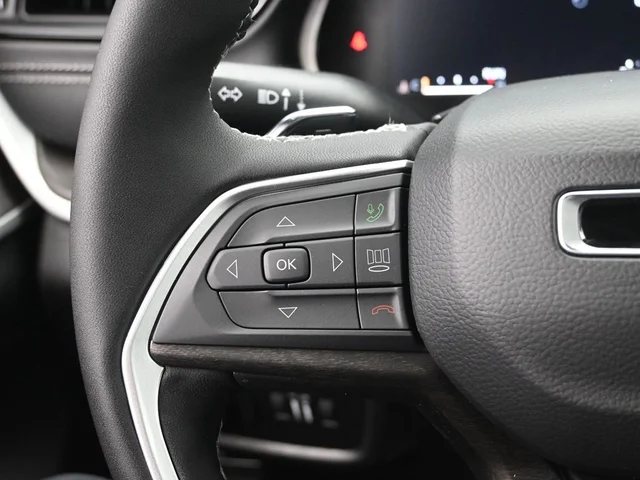 Nuevos JEEP GRAND CHEROKEE à Estados chez autogozo