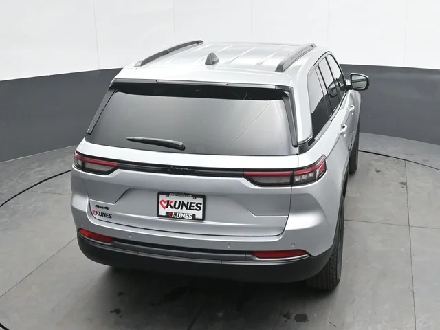 Nuevos JEEP GRAND CHEROKEE à Estados chez autogozo