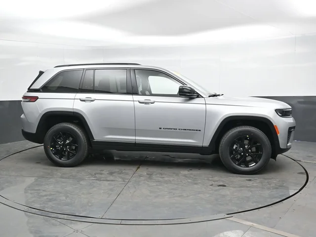 Nuevos JEEP GRAND CHEROKEE à Estados chez autogozo