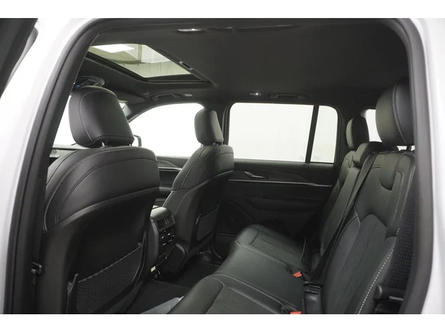 Nuevos JEEP GRAND CHEROKEE à Estados chez autogozo