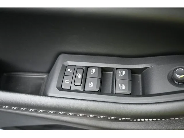 Nuevos JEEP GRAND CHEROKEE à Estados chez autogozo