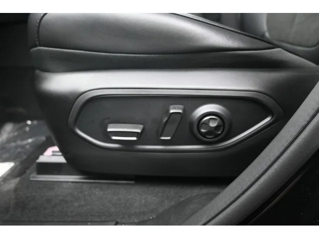 Nuevos JEEP GRAND CHEROKEE à Estados chez autogozo