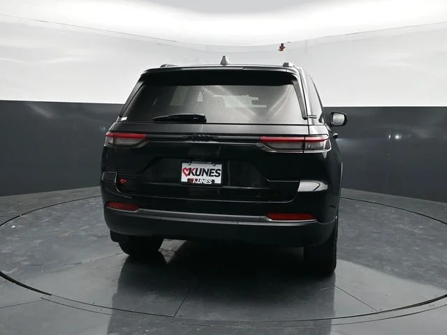 Nuevos JEEP GRAND CHEROKEE à Estados chez autogozo
