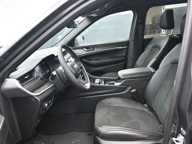 Nuevos JEEP GRAND CHEROKEE à Estados chez autogozo