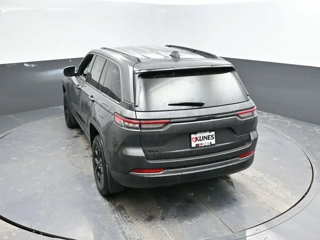 Nuevos JEEP GRAND CHEROKEE à Estados chez autogozo