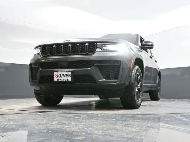 Nuevos JEEP GRAND CHEROKEE à Estados chez autogozo