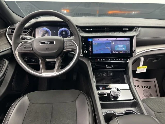 Nuevos JEEP GRAND CHEROKEE à Estados chez autogozo