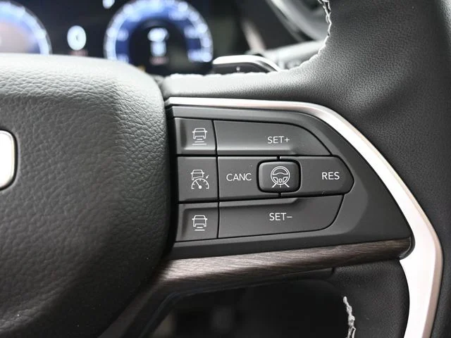 Nuevos JEEP GRAND CHEROKEE à Estados chez autogozo