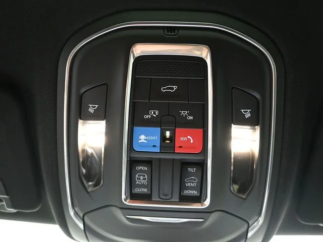 Nuevos JEEP GRAND CHEROKEE à Estados chez autogozo