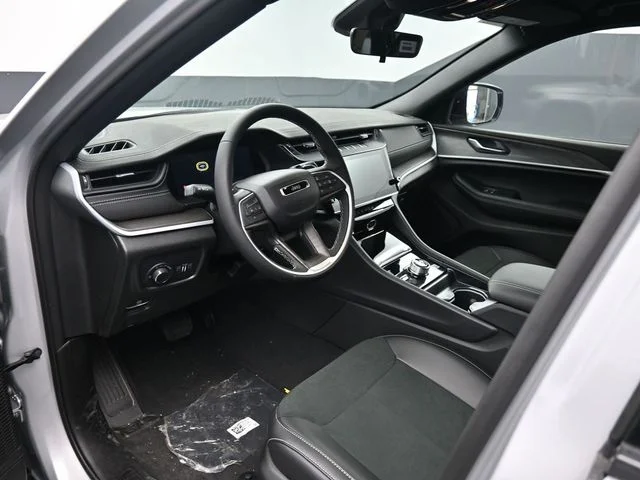 Nuevos JEEP GRAND CHEROKEE à Estados chez autogozo