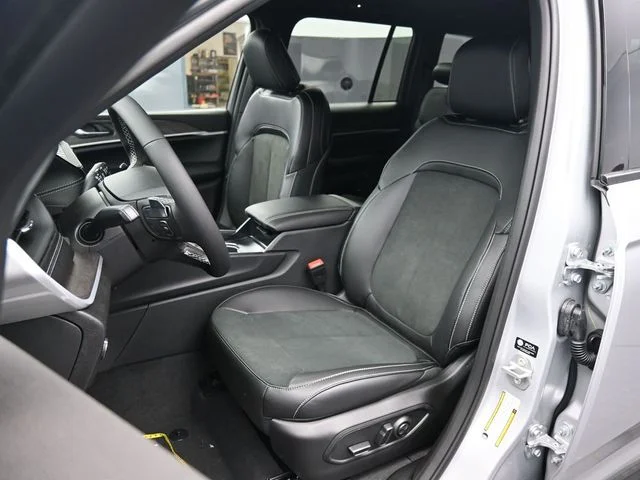 Nuevos JEEP GRAND CHEROKEE à Estados chez autogozo