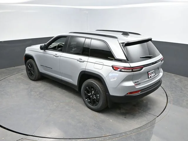 Nuevos JEEP GRAND CHEROKEE à Estados chez autogozo