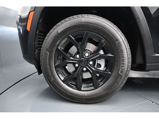 Nuevos JEEP GRAND CHEROKEE à Estados chez autogozo