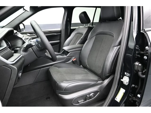 Nuevos JEEP GRAND CHEROKEE à Estados chez autogozo