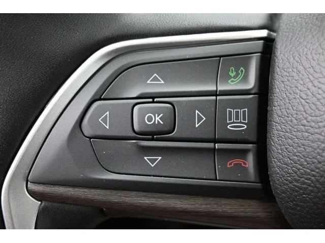 Nuevos JEEP GRAND CHEROKEE à Estados chez autogozo