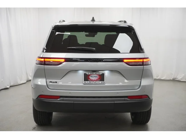 Nuevos JEEP GRAND CHEROKEE à Estados chez autogozo