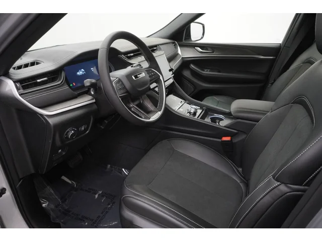 Nuevos JEEP GRAND CHEROKEE à Estados chez autogozo