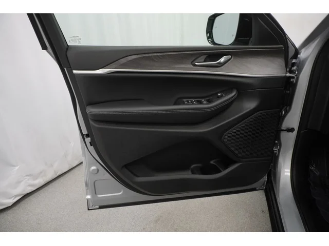 Nuevos JEEP GRAND CHEROKEE à Estados chez autogozo